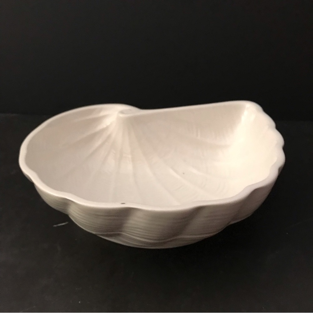 White FCC Finn Cavling Clausen shell bowl